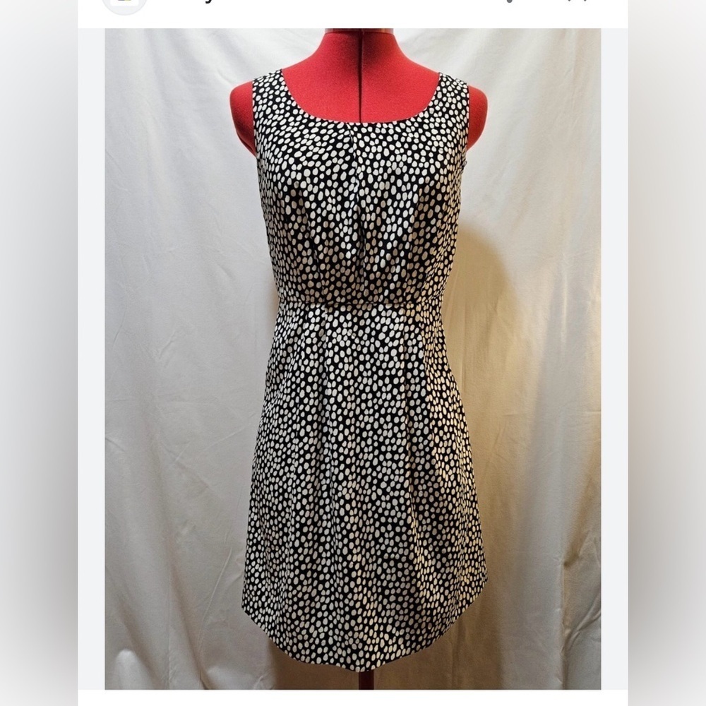 LOFT Sz 2 Black and White Polka Dot Patterned Sleeveless Mini Dress Pleat Top